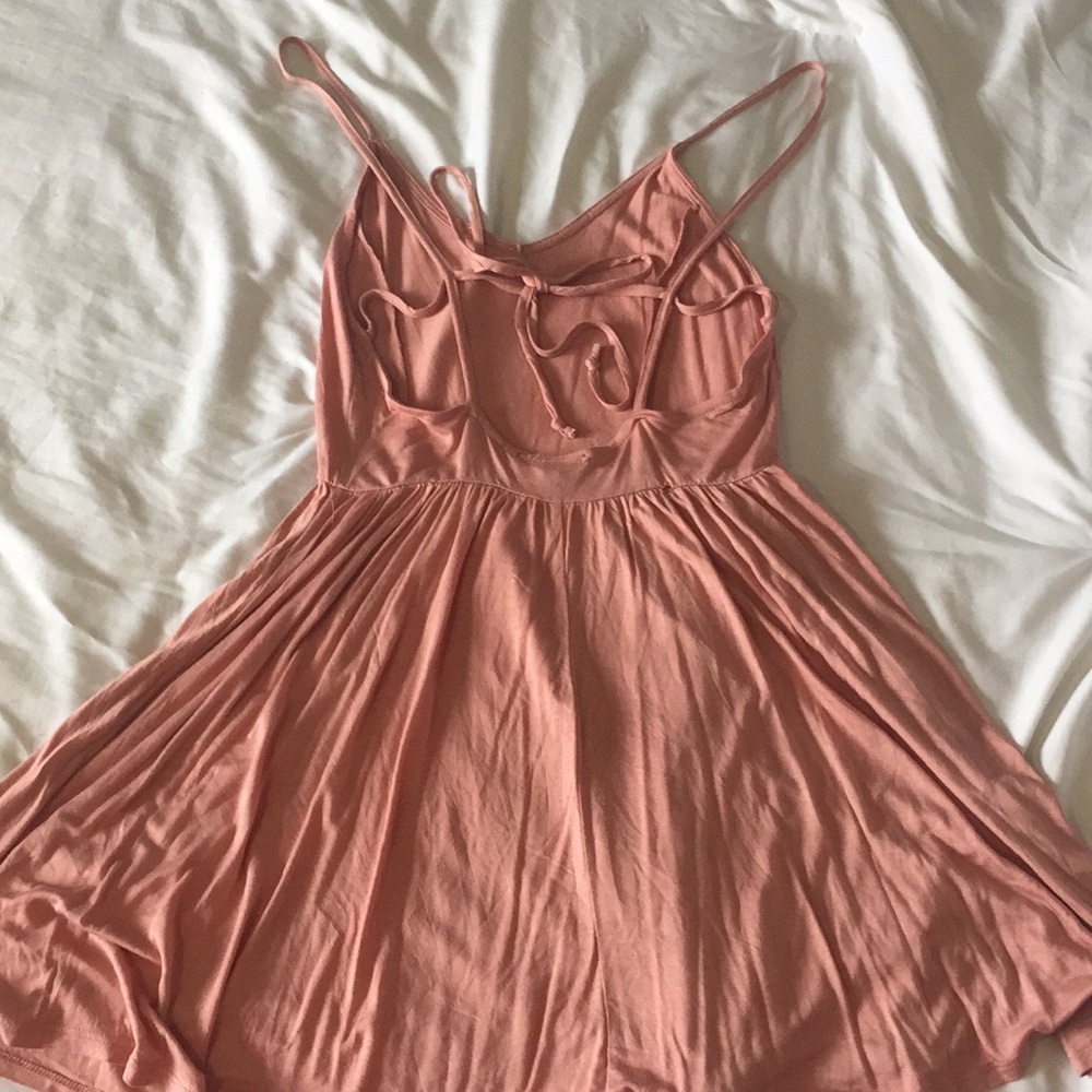 Tie Back Pink Dress - Picture 4 of 5